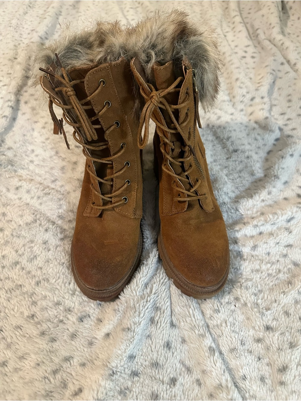 NWT Steve Madden Women’s Faux-Fur Trim Suede Lace-Up Winter Boots - Brown